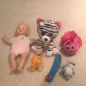 bundle of baby toys/accessories :)